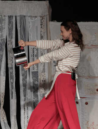 Спектакль «Шёпот кастрюль»