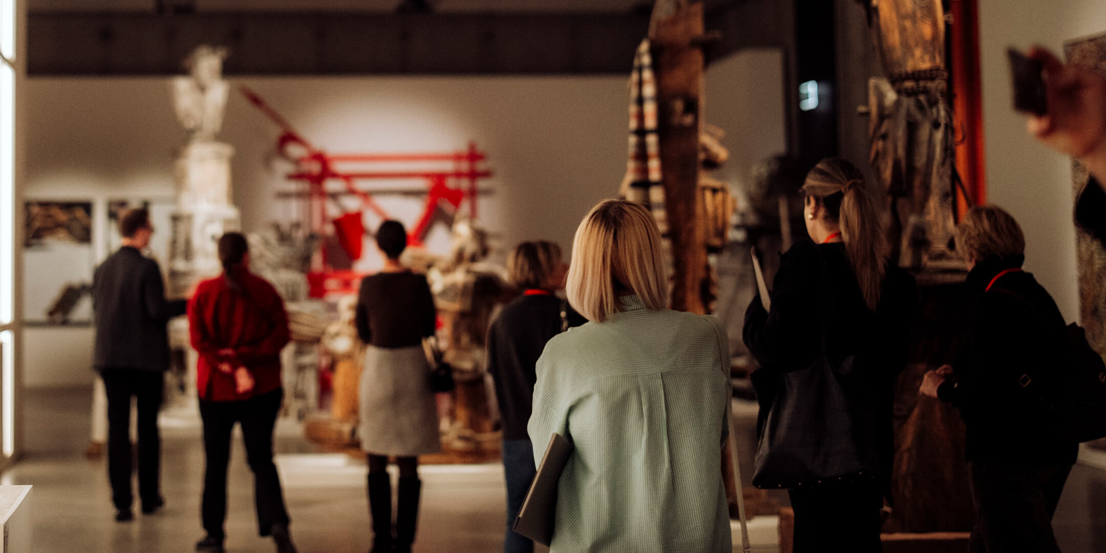 Обзорная экскурсия по зданию и выставкам музея