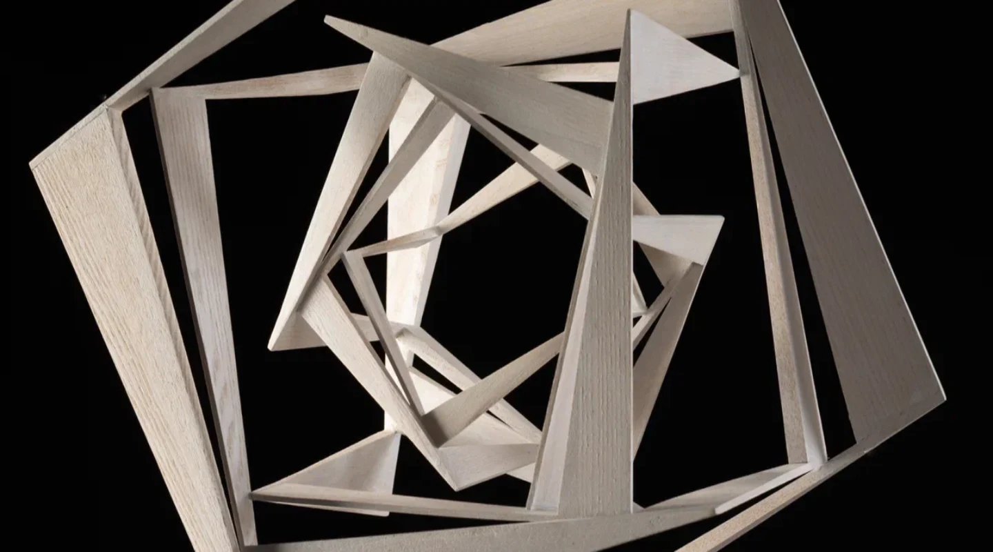 Шаг с пьедестала: скульптура в реальном пространстве